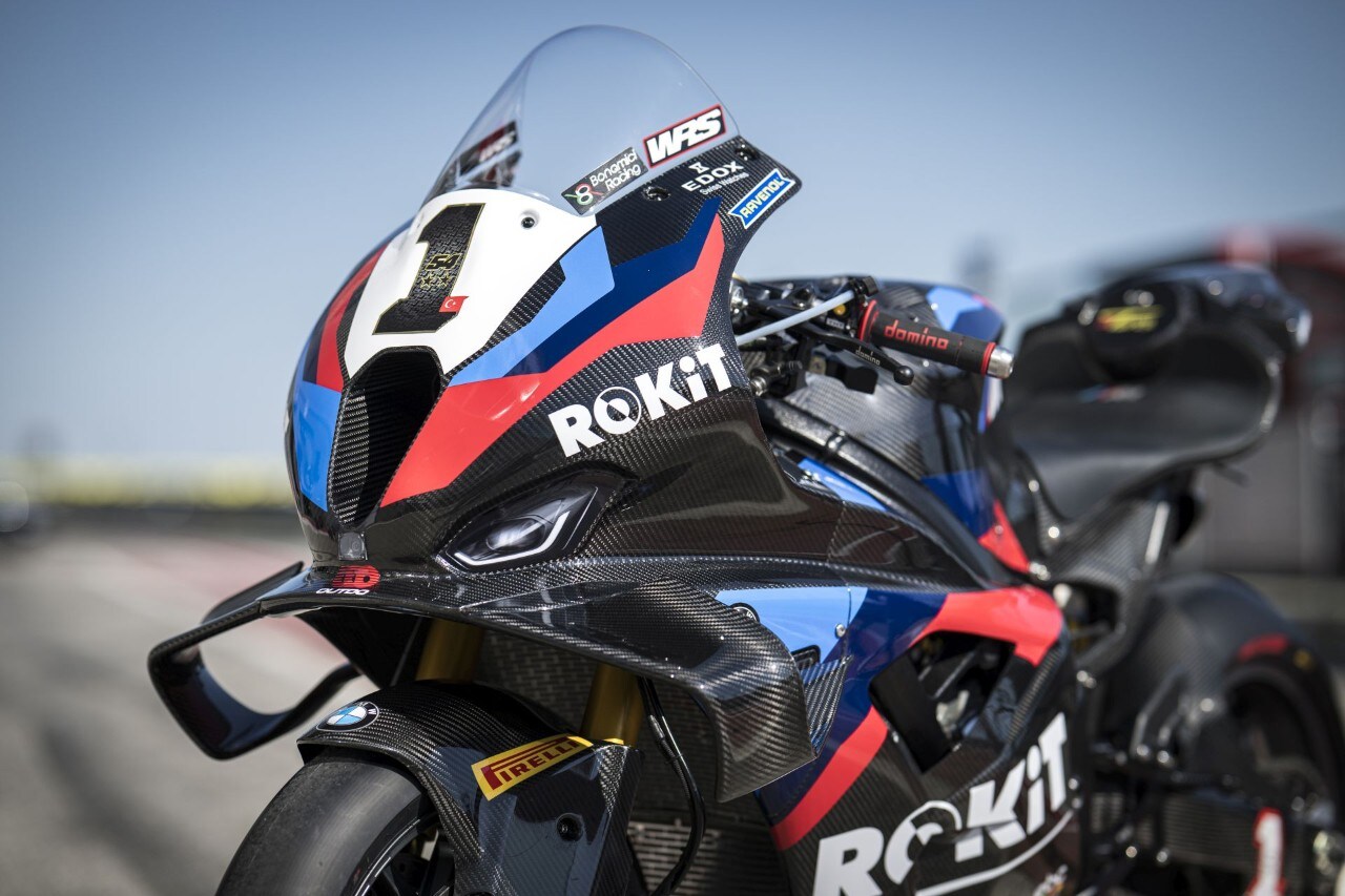 DueruoteTG #238 - Abbiamo guidato in pista la BMW che corre in SBK! 